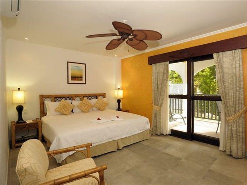 Готель Tranquility Bay Antigua Jolly Harbour Екстер'єр фото